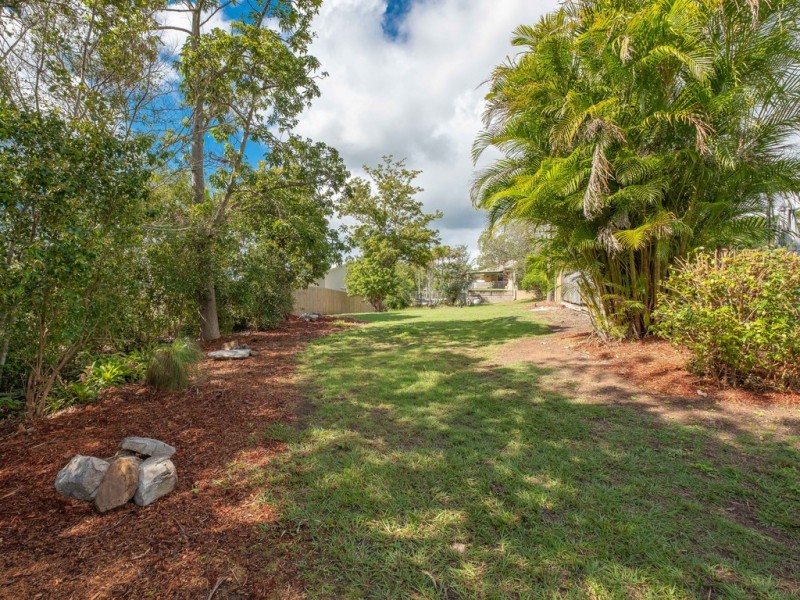 41 Watson Road, Southside QLD 4570