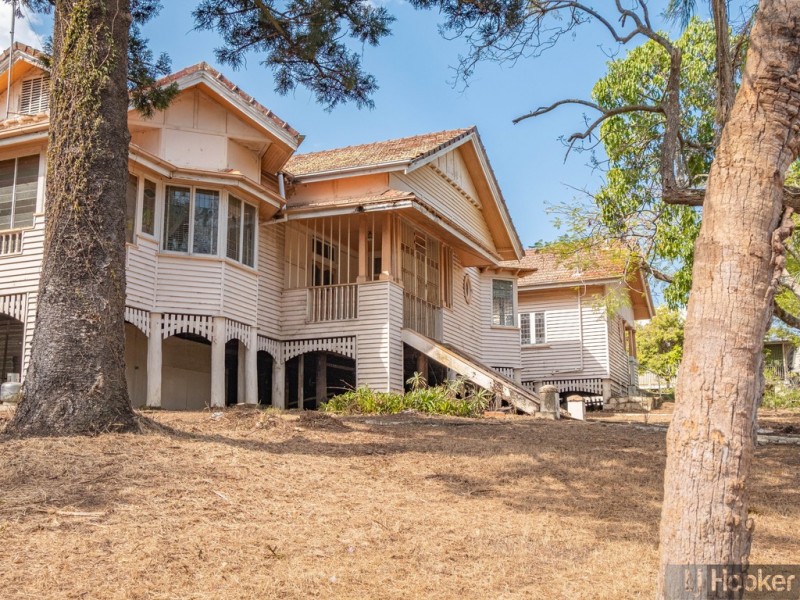 18-20 Caledonian Hill, Gympie QLD 4570