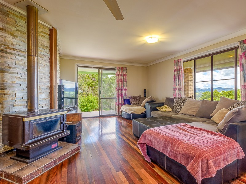 99 Sunshine Road, Wolvi QLD 4570