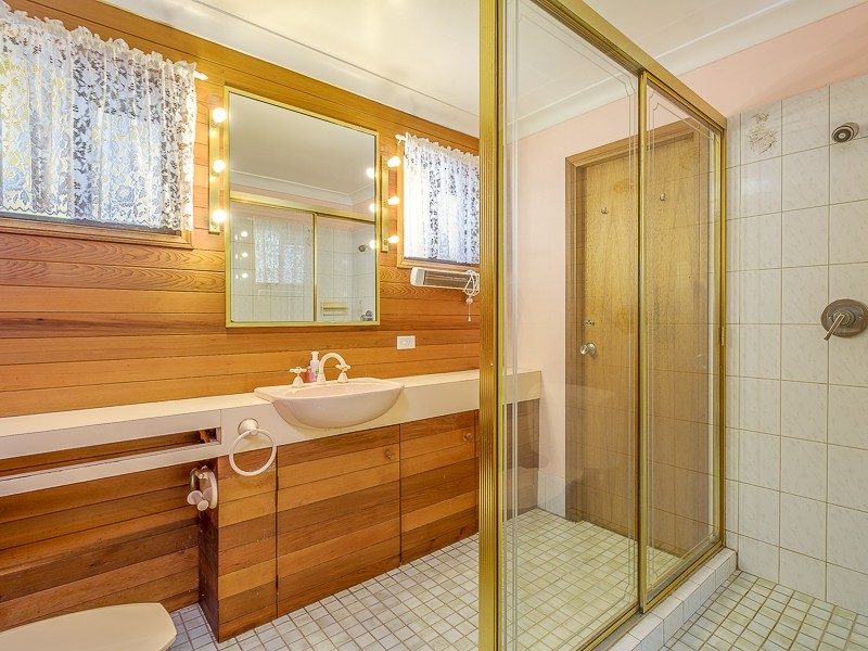 99 Sunshine Road, Wolvi QLD 4570