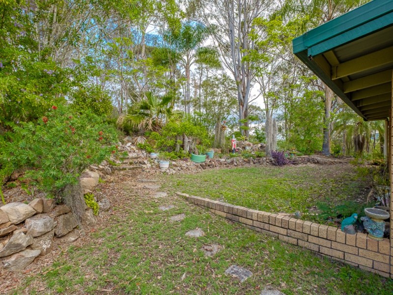 99 Sunshine Road, Wolvi QLD 4570