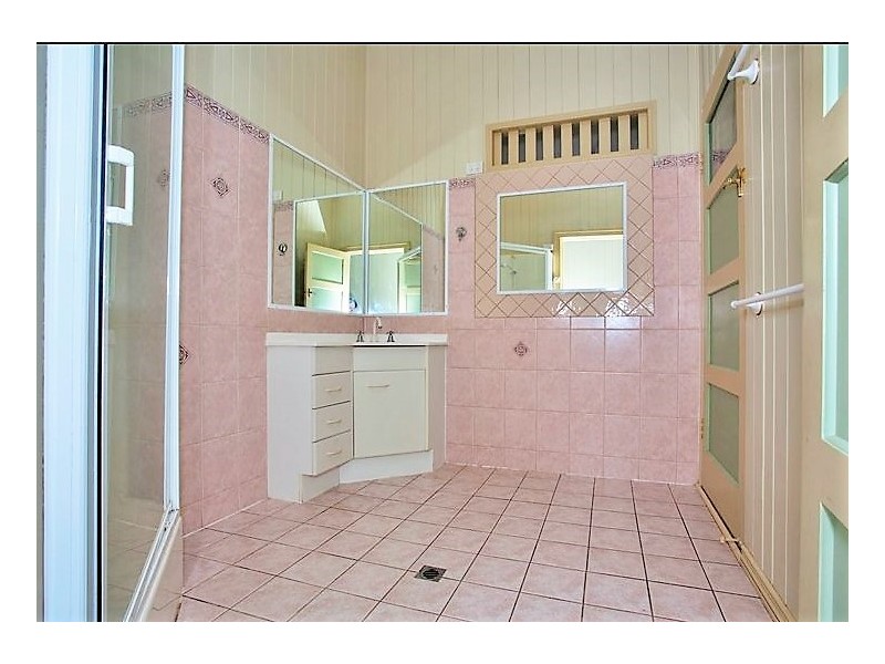 4 Popes Road, Gympie QLD 4570