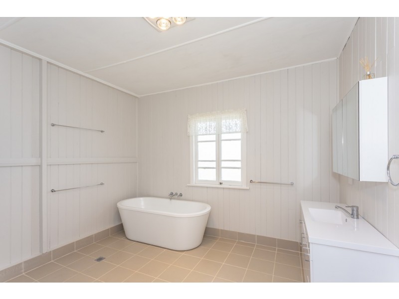 20 Red Hill Road, Gympie QLD 4570