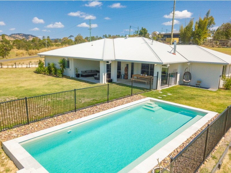 75 Kiaka Road, Lagoon Pocket QLD 4570