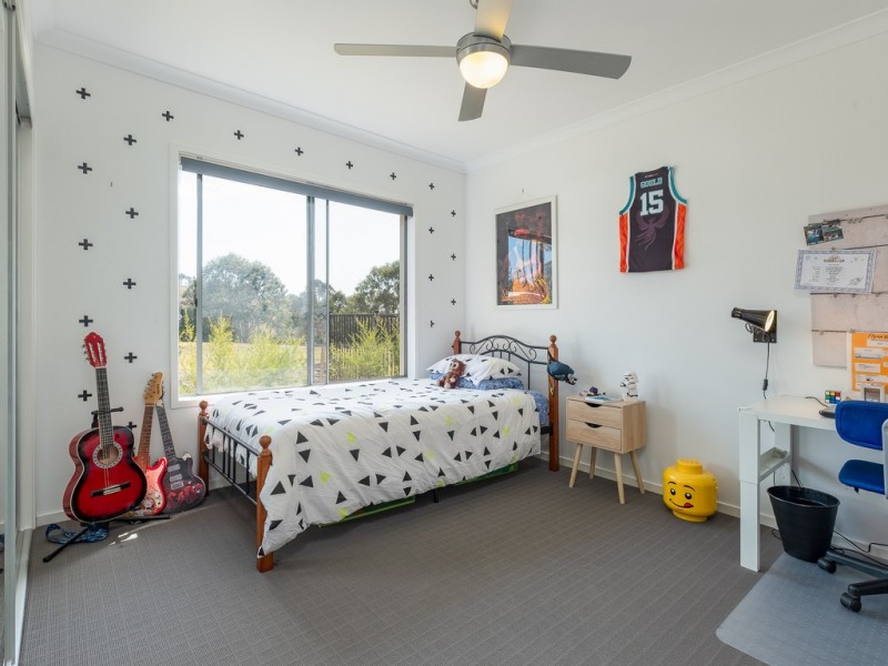 75 Kiaka Road, Lagoon Pocket QLD 4570