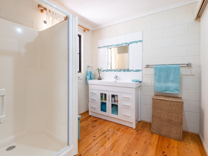 68 Eljays Road, The Palms QLD 4570