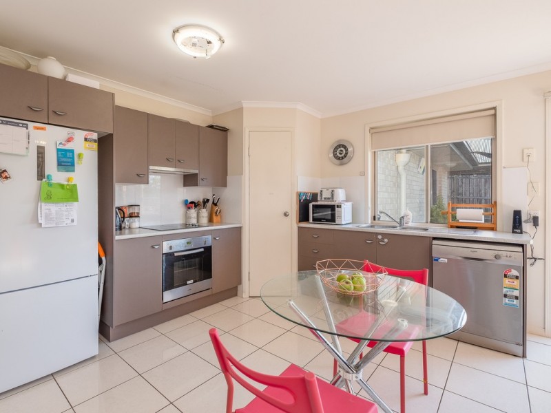 73 Furness Road, Southside QLD 4570