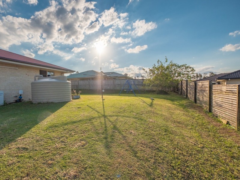 73 Furness Road, Southside QLD 4570