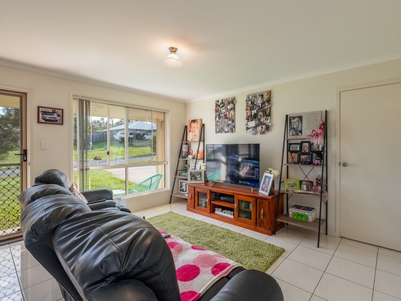 73 Furness Road, Southside QLD 4570