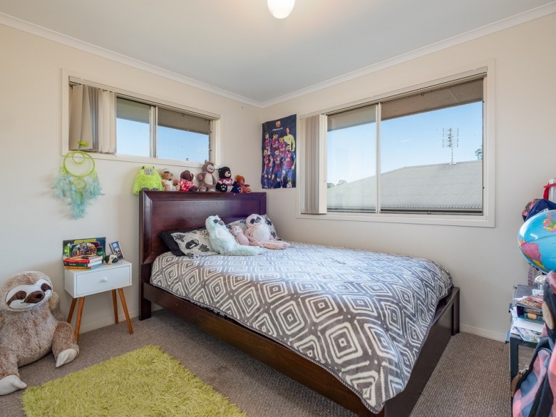 73 Furness Road, Southside QLD 4570