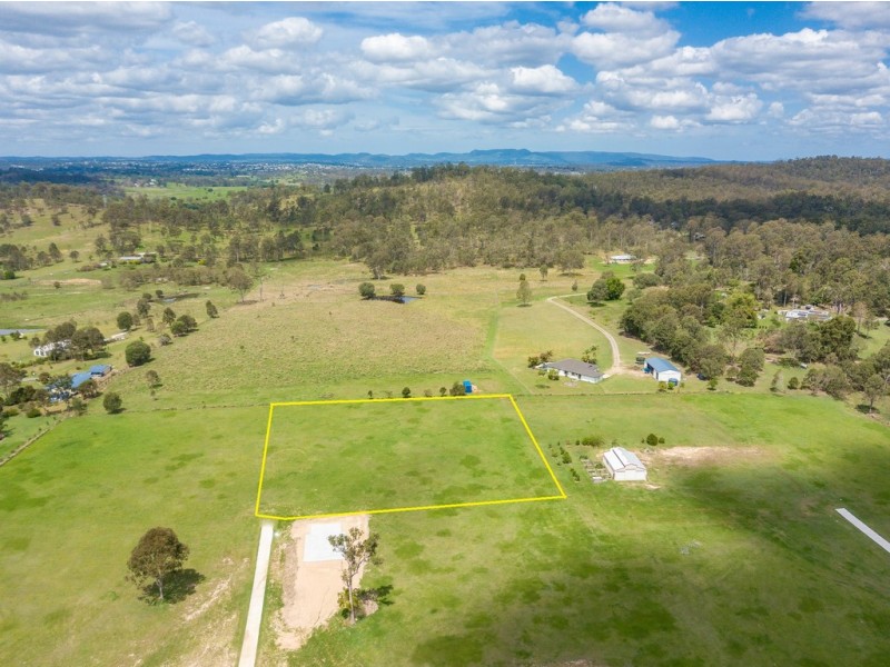 30 Tranquil Court, The Palms QLD 4570