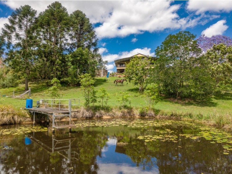 134 Allen Road, Chatsworth QLD 4570