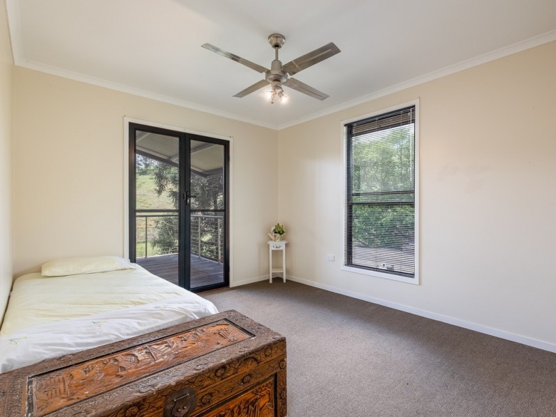 134 Allen Road, Chatsworth QLD 4570