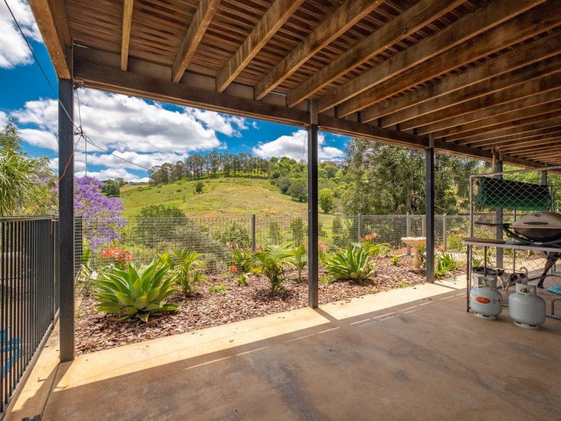 134 Allen Road, Chatsworth QLD 4570