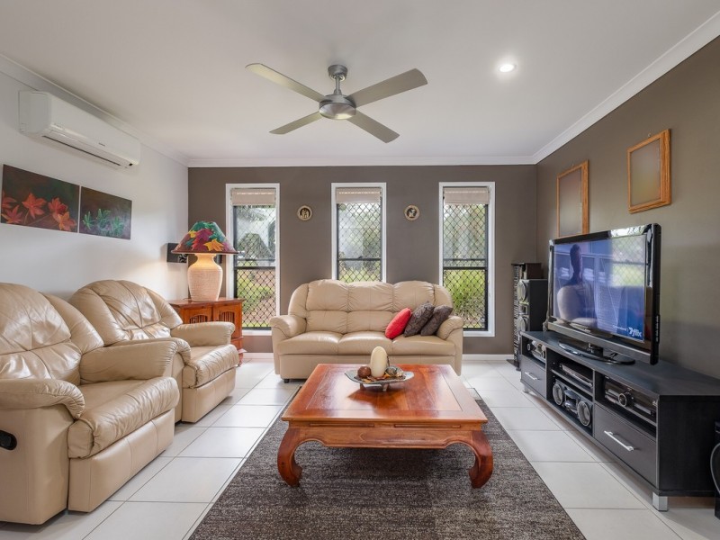 14 Haven Street, Southside QLD 4570