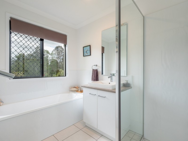 14 Haven Street, Southside QLD 4570