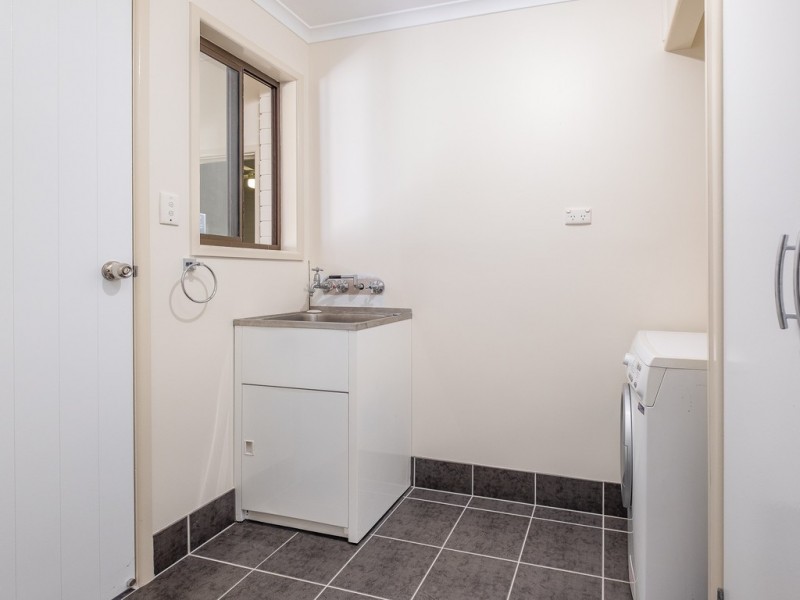 29 Hartwig Road, Mothar Mountain QLD 4570