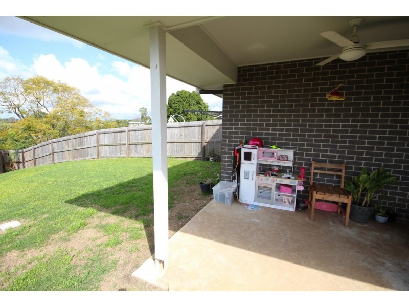 Unit 1 and 2/3 Riverview Court, Monkland QLD 4570