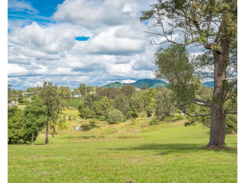 11 Valley Vista Road, The Dawn QLD 4570