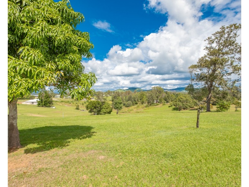 11 Valley Vista Road, The Dawn QLD 4570