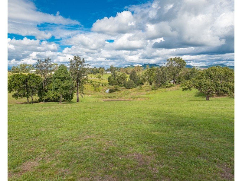 11 Valley Vista Road, The Dawn QLD 4570