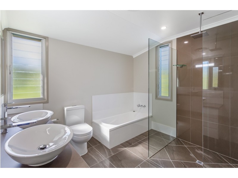 32 Window Road, Canina QLD 4570