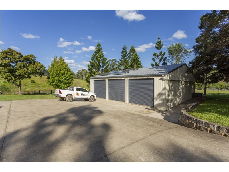 32 Window Road, Canina QLD 4570