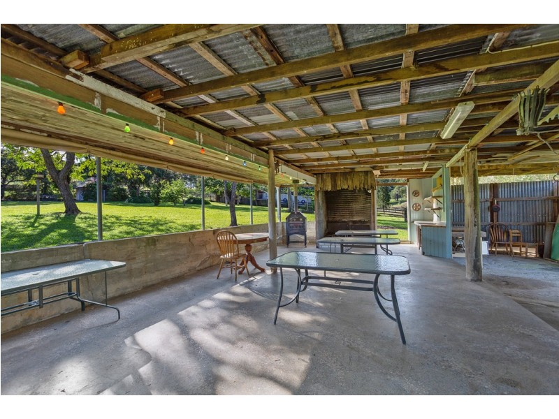 32 Window Road, Canina QLD 4570