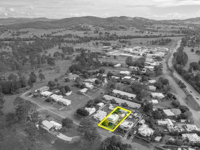 18 Oak Street, Gympie QLD 4570