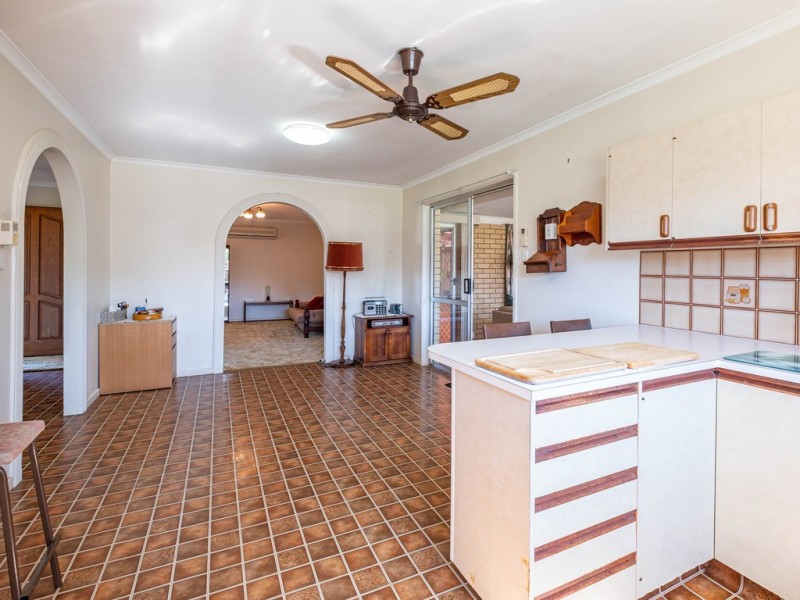 3 Katrina Court, Southside QLD 4570