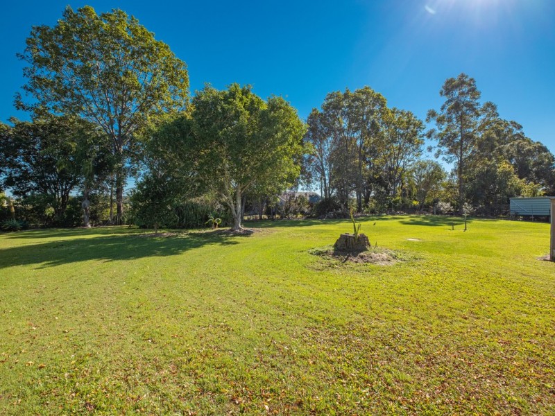 3 Katrina Court, Southside QLD 4570