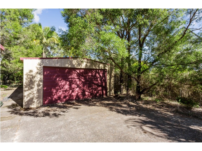 122 Bayside Road, Cooloola Cove QLD 4580