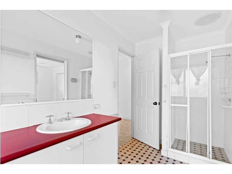 122 Bayside Road, Cooloola Cove QLD 4580