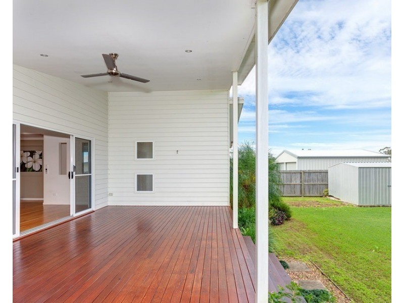 16 Lomandra Avenue, Cooloola Cove QLD 4580