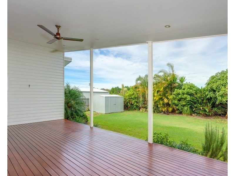 16 Lomandra Avenue, Cooloola Cove QLD 4580