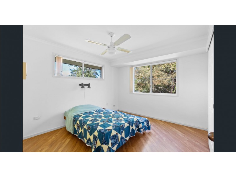 122 Bayside Road, Cooloola Cove QLD 4580