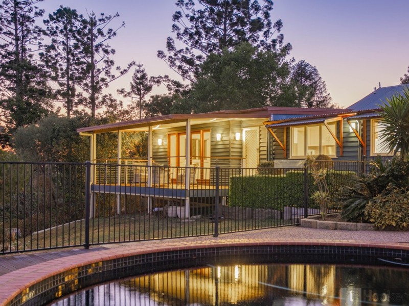 9 Country View Drive, Chatsworth QLD 4570