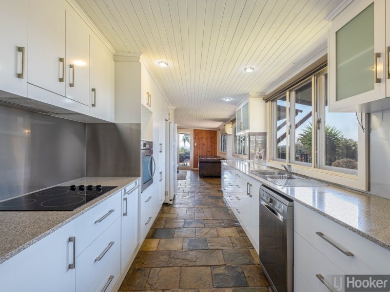 9 Country View Drive, Chatsworth QLD 4570