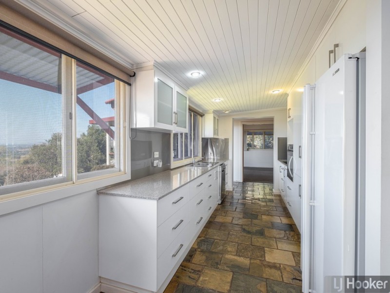 9 Country View Drive, Chatsworth QLD 4570