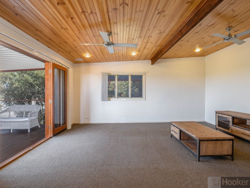 9 Country View Drive, Chatsworth QLD 4570