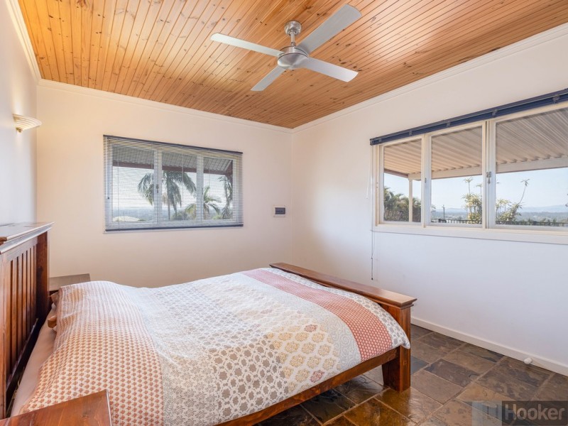 9 Country View Drive, Chatsworth QLD 4570