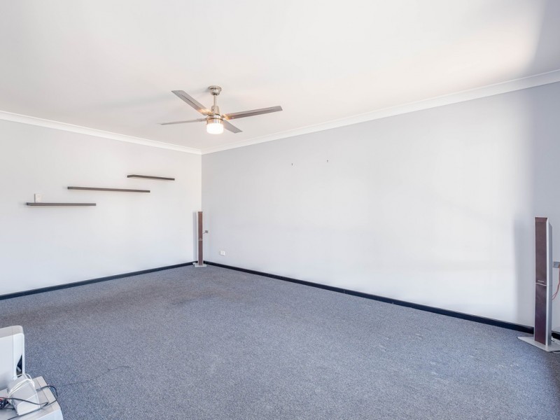 12 Hilltop Avenue, Southside QLD 4570