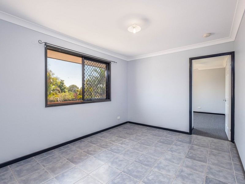 12 Hilltop Avenue, Southside QLD 4570