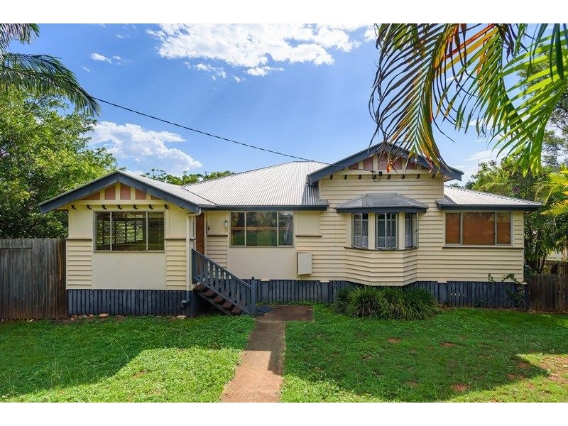 7 Crown Road, Gympie QLD 4570