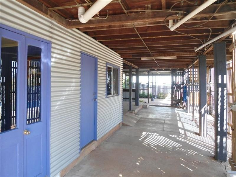 7 Crown Road, Gympie QLD 4570