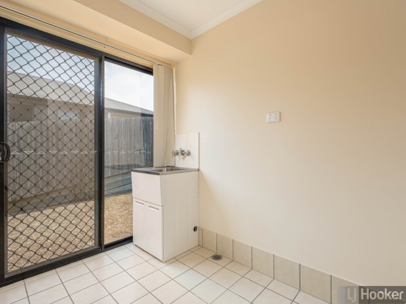23 Barton Road, Victory Heights QLD 4570
