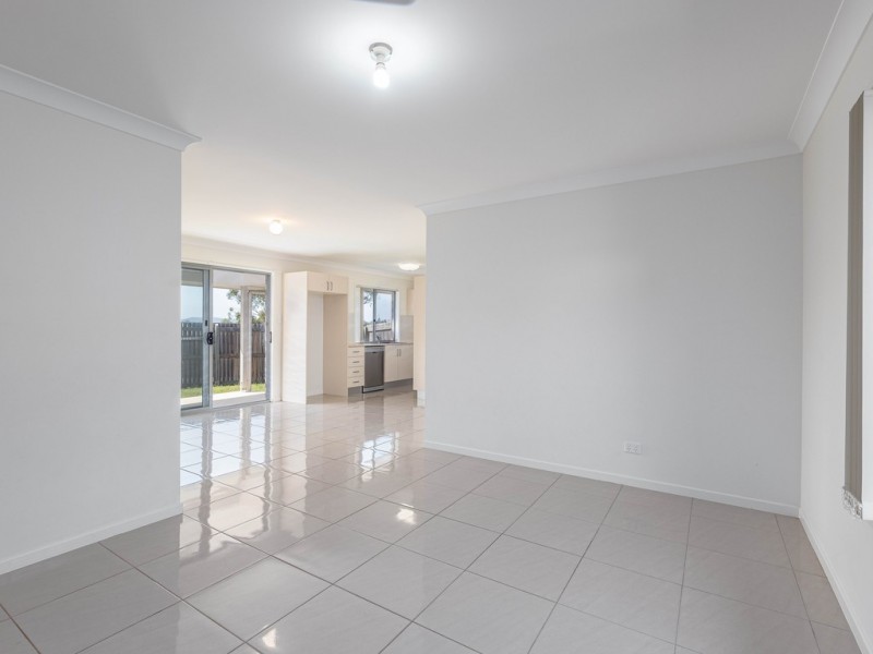 1/11 Riverview Court, Monkland QLD 4570