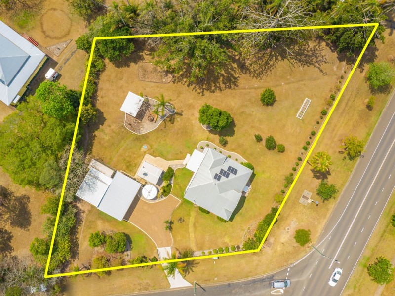 6 Exhibition Road, Southside QLD 4570