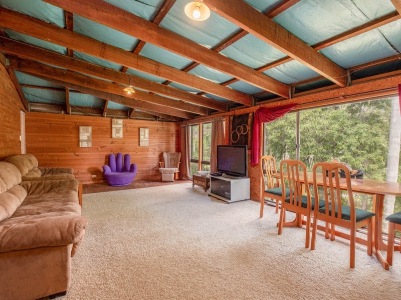 280 Tinana Road, Goomboorian QLD 4570