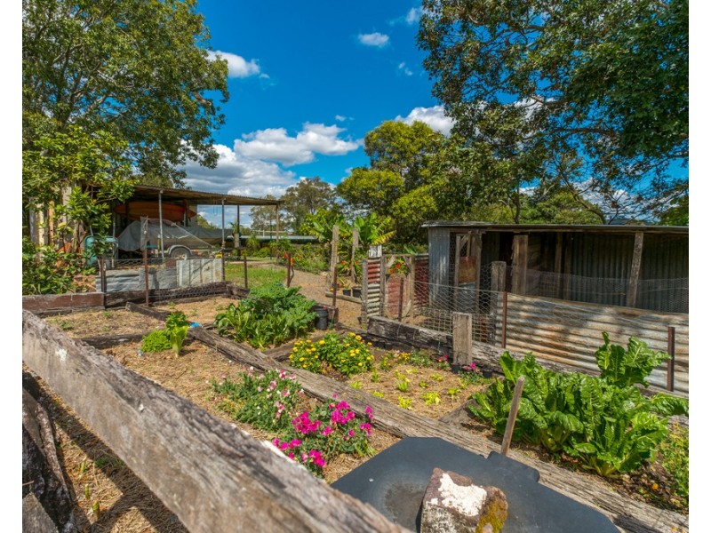 19 Fritz Road, Chatsworth QLD 4570
